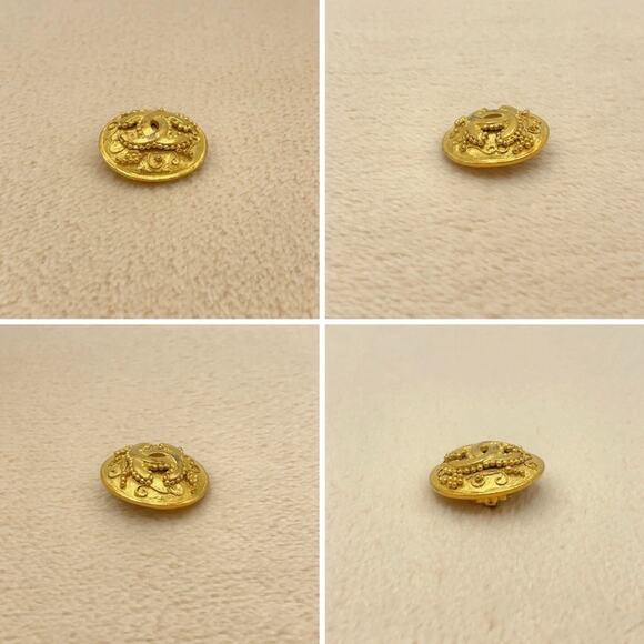 Authentic Chanel Coco Marks 96A GP earrings 22.72g W/Box - Picture 4 of 12